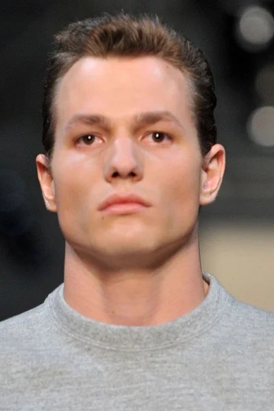 Look 17